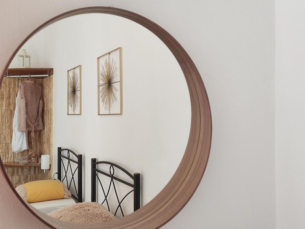 Roza'S Home And Studios Benitses  Dış mekan fotoğraf