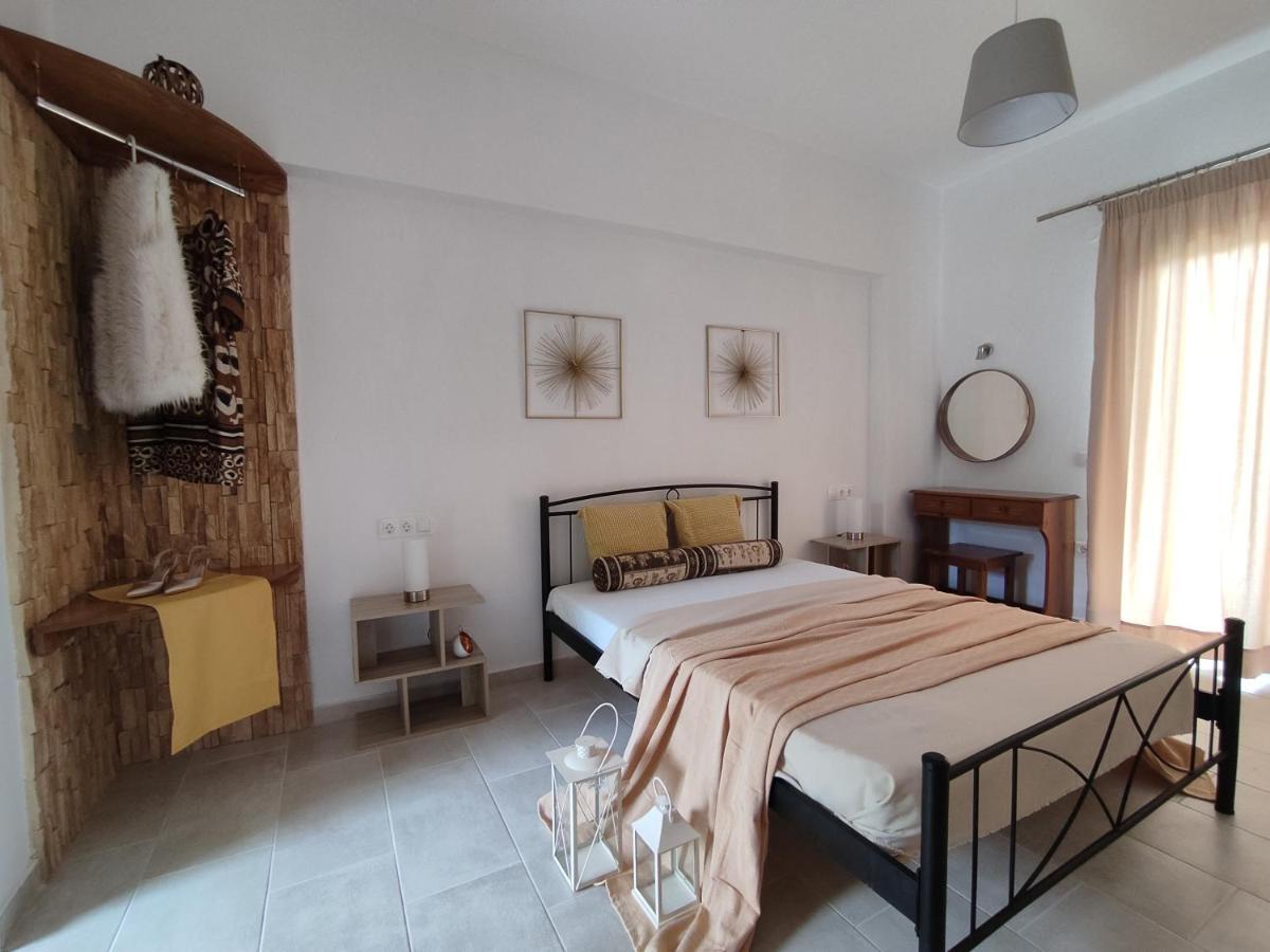 Roza'S Home And Studios Benitses  Dış mekan fotoğraf