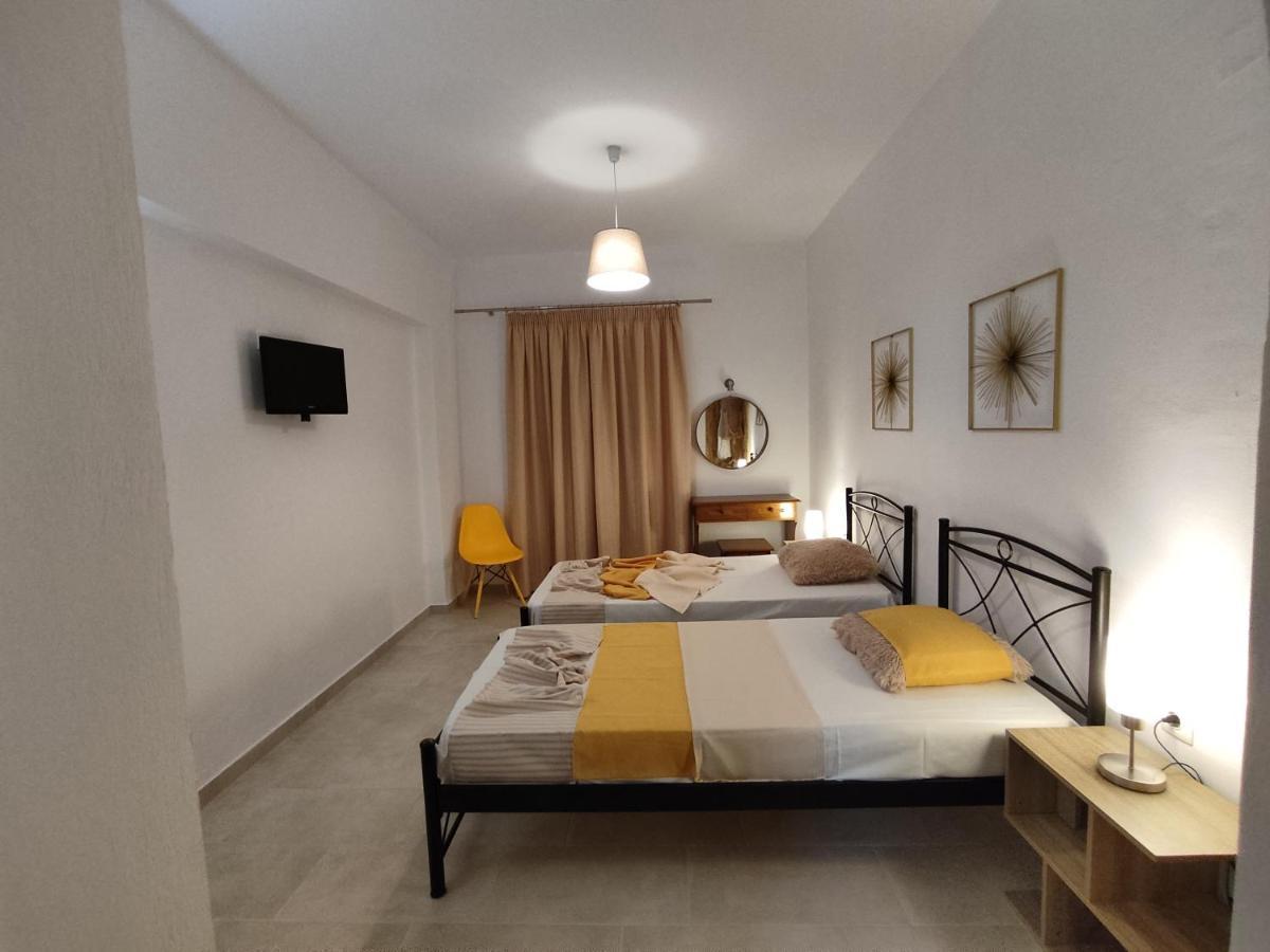 Roza'S Home And Studios Benitses  Dış mekan fotoğraf