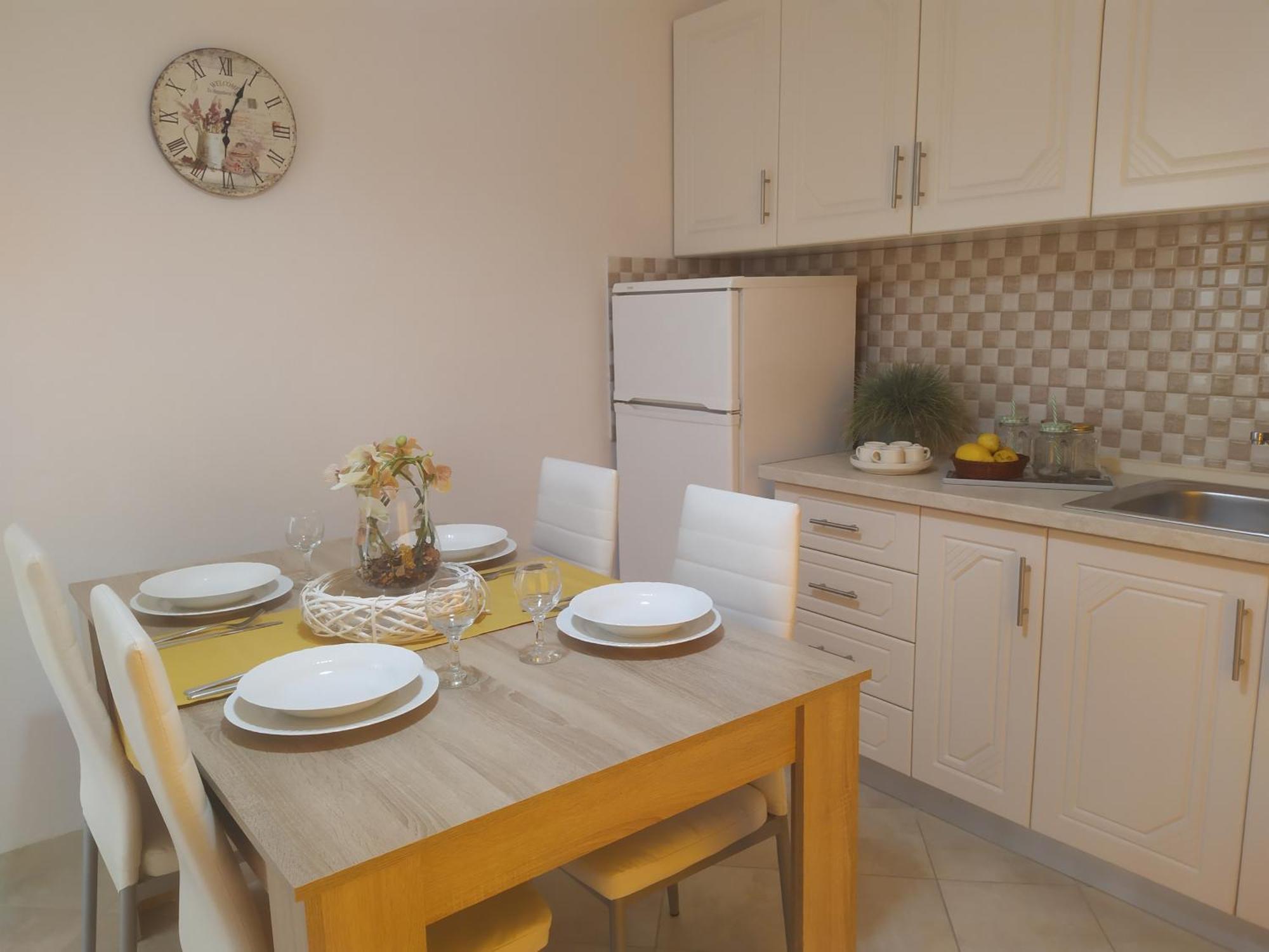 Roza'S Home And Studios Benitses  Oda fotoğraf