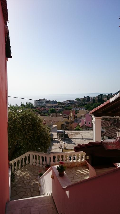 Roza'S Home And Studios Benitses  Dış mekan fotoğraf